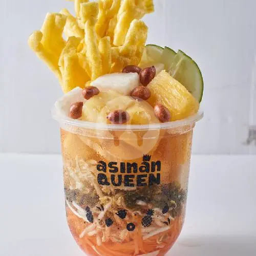 Asinan Sayur Bogor — Sayuran segar dalam kuah cuka kacang Bogor, ditabur kerupuk mie.