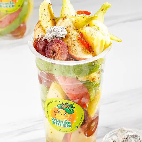 Rujak Asam Boi — Buah potong dengan bumbu asam boi yang asin manisnya khas.